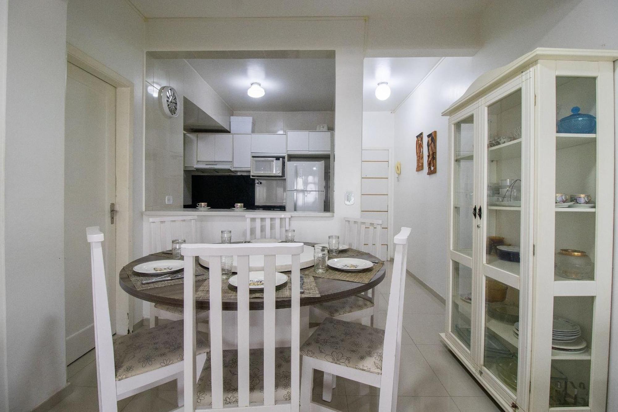 Apartamento Prn12 - Climatizado, Prox Calcadao, Sacada, 2 Dorm