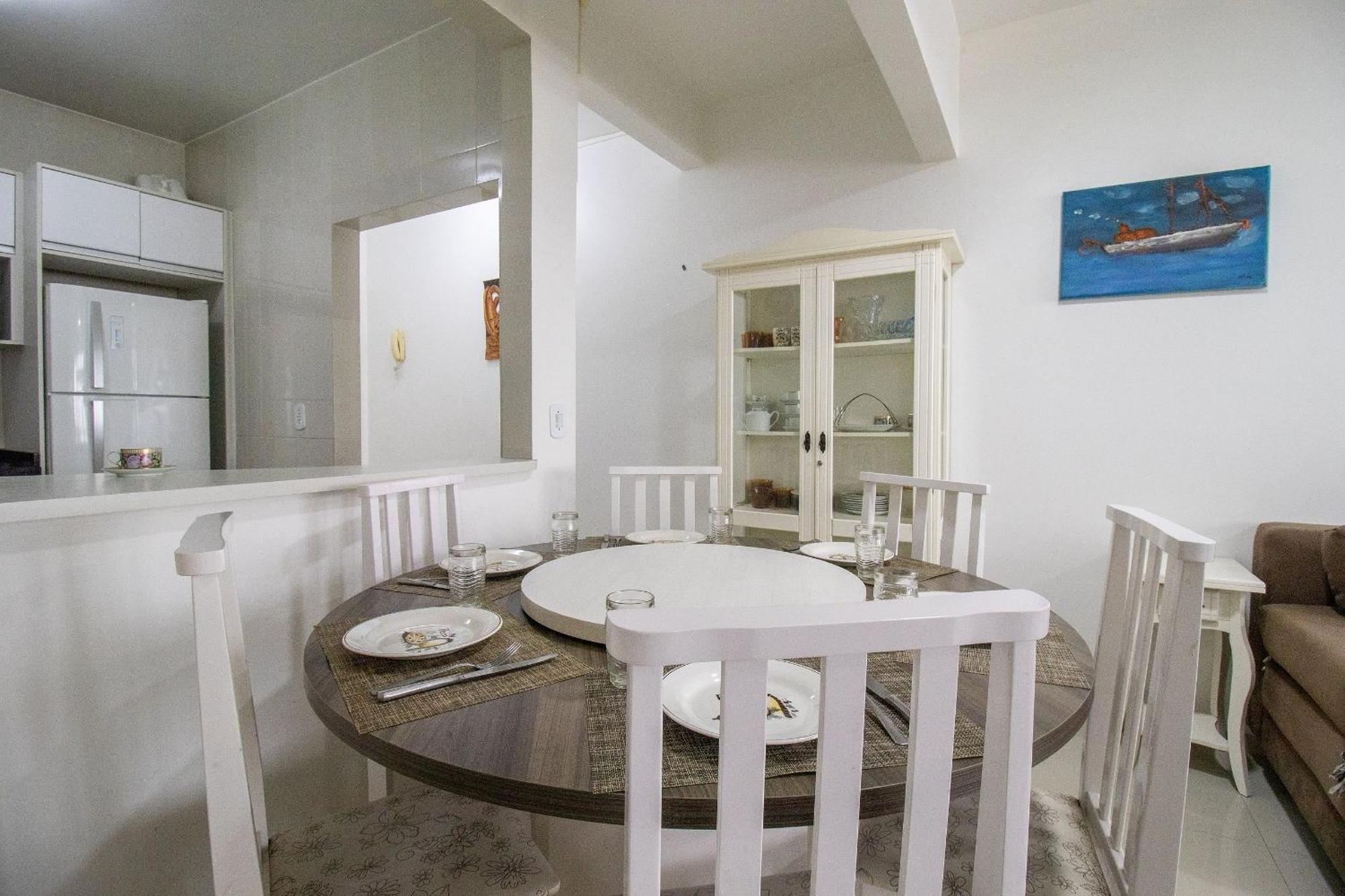 Prn12 - Climatizado, Prox Calcadao, Sacada, 2 Dorm Apartamento Balneario Camboriu