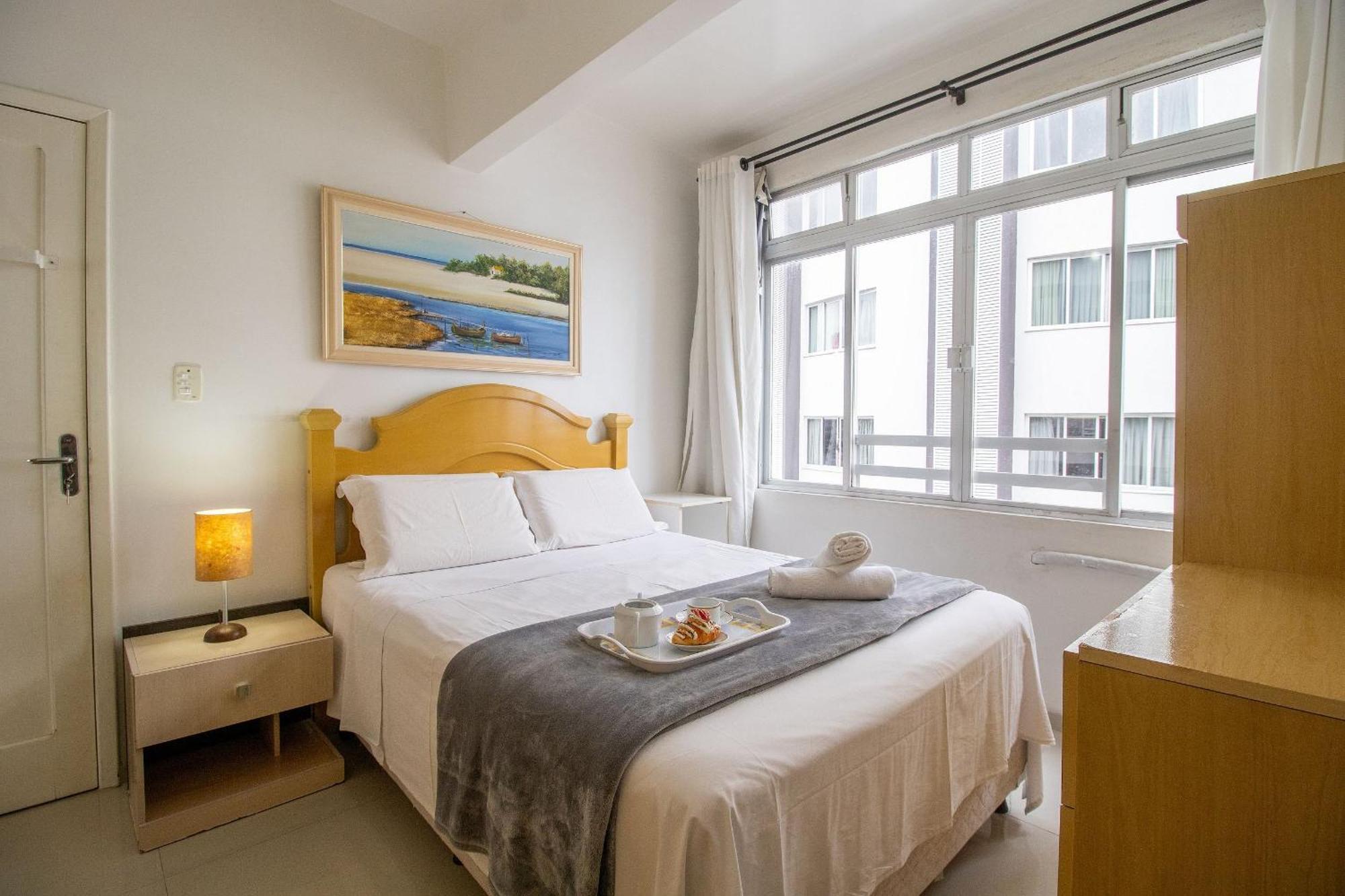 Prn12 - Climatizado, Prox Calcadao, Sacada, 2 Dorm Apartamento Balneario Camboriu
